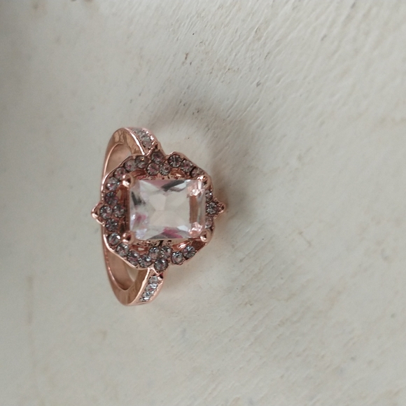 New Big Cubic Zirconia Ring- name your price. - Picture 2 of 4